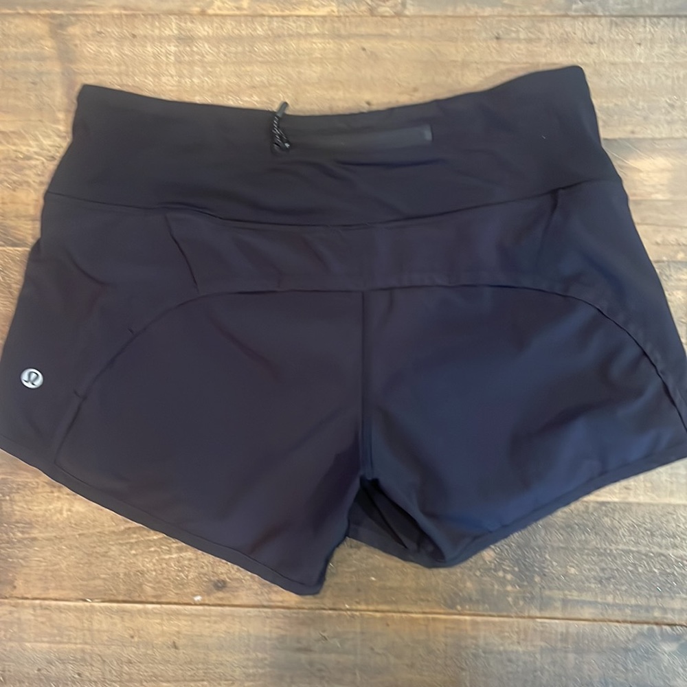 Black Lulu Shorts Size 4 Great Condition
